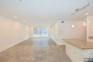 310 Cliff Ln C002D, Cliffside Park, NJ 07010 - Photo 3