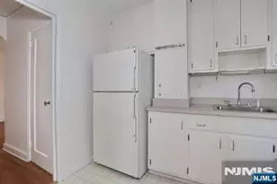 185 E Palisade Ave A2A, Englewood, NJ 07631 - Photo 15