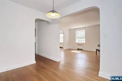 185 E Palisade Avenue A2A #A2A, Englewood, NJ 07631 - Photo 5