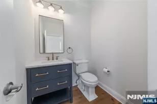 402 Kingston Ct, West New York, NJ 07093 - Photo 13