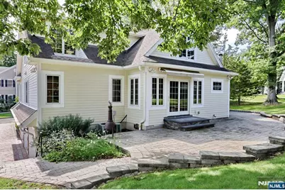 8 Le Roy Place, Park Ridge, NJ 07656 - Photo 41