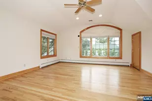 8 Le Roy Pl, Park Ridge, NJ 07656 - Photo 29