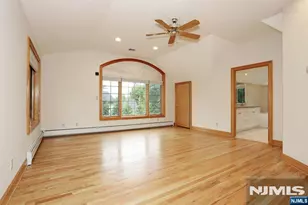 8 Le Roy Pl, Park Ridge, NJ 07656 - Photo 27