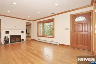 8 Le Roy Pl, Park Ridge, NJ 07656 - Photo 7
