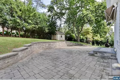 8 Le Roy Place, Park Ridge, NJ 07656 - Photo 43