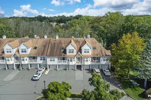 3 Autumn, Roxbury Township, NJ 07852 - Photo 1