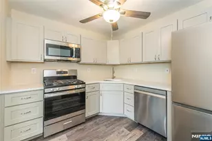 3 Autumn, Roxbury Township, NJ 07852 - Photo 11