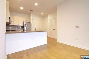 2050 Central Road 203, Fort Lee, NJ 07024 - Photo 7