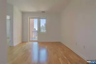 2050 Central Road 203, Fort Lee, NJ 07024 - Photo 13