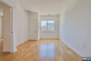 2050 Central Road 203, Fort Lee, NJ 07024 - Photo 23