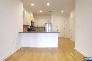 2050 Central Road 203, Fort Lee, NJ 07024 - Photo 5