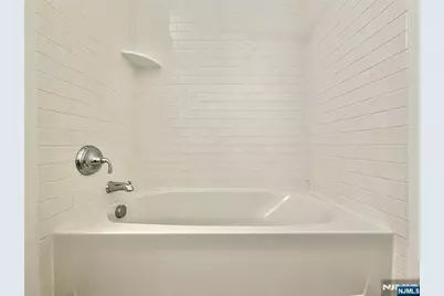 2050 Central Road 203 #203, Fort Lee, NJ 07024 - Photo 17