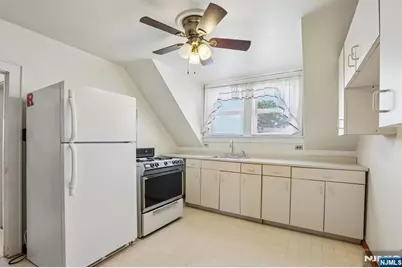 803 Devon Street, Kearny, NJ 07032 - Photo 23