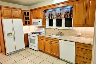 653 New York Ave, Lyndhurst Township, NJ 07071 - Photo 19