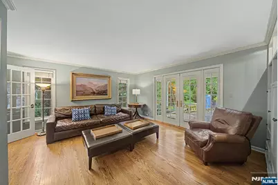 22 Birchwood Place, Tenafly, NJ 07670 - Photo 9