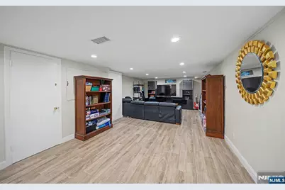 22 Birchwood Place, Tenafly, NJ 07670 - Photo 35