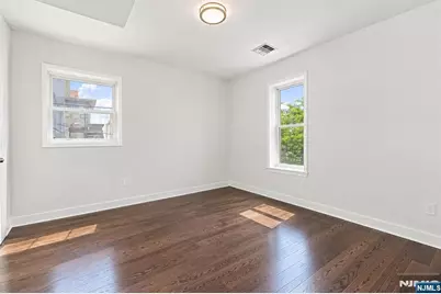 941 Boulevard 3C #3C, Weehawken, NJ 07086 - Photo 9