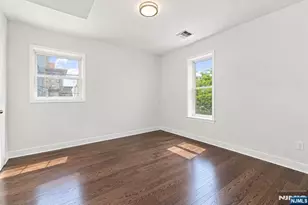 941 Blvd 3C, Weehawken, NJ 07086 - Photo 9