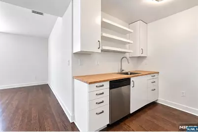 941 Boulevard 3C #3C, Weehawken, NJ 07086 - Photo 5