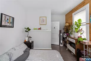 298 Carmita Ave 2nd Floor, Rutherford, NJ 07070 - Photo 17