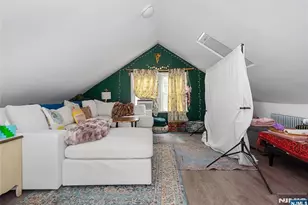 298 Carmita Ave 2nd Floor, Rutherford, NJ 07070 - Photo 21