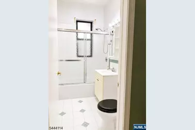 5 Pomona Avenue 4A #4A, Newark, NJ 07112 - Photo 3