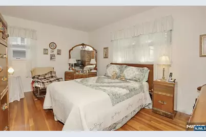 429 Polly Ann Terrace, Paramus, NJ 07652 - Photo 17
