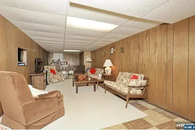 429 Polly Ann Terrace, Paramus, NJ 07652 - Photo 29
