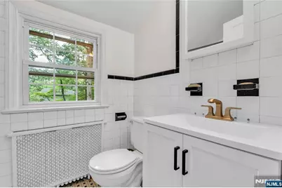 93 Lexington Avenue, Cresskill, NJ 07626 - Photo 13