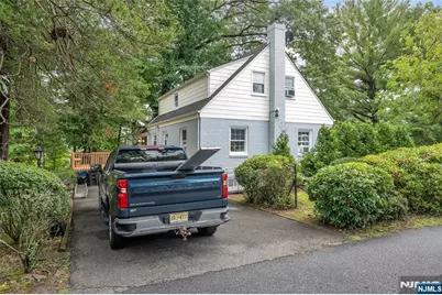 93 Lexington Avenue, Cresskill, NJ 07626 - Photo 17