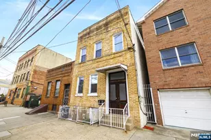 12 Wright Ave, Jersey City, NJ 07306 - Photo 11