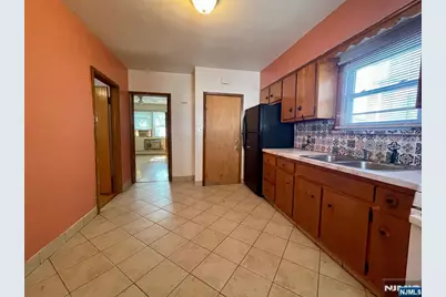 302 N 2nd Street 2 #2, Harrison, NJ 07029 - Photo 5