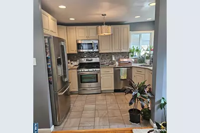 136 Isabelle Street, Metuchen, NJ 08840 - Photo 5