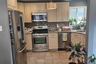 136 Isabelle St, Metuchen, NJ 08840 - Photo 5