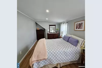 136 Isabelle Street, Metuchen, NJ 08840 - Photo 23