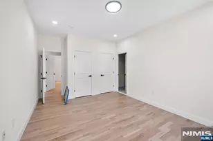 193 Homestead Rd, Paramus, NJ 07652 - Photo 33