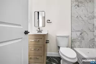 193 Homestead Rd, Paramus, NJ 07652 - Photo 21