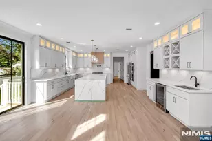 193 Homestead Rd, Paramus, NJ 07652 - Photo 13