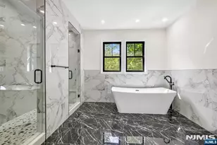 193 Homestead Rd, Paramus, NJ 07652 - Photo 29