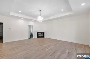 193 Homestead Rd, Paramus, NJ 07652 - Photo 25