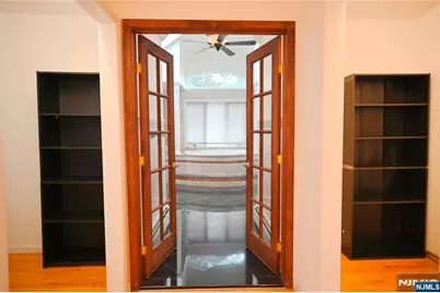 1033 Harvard Place, Fort Lee, NJ 07024 - Photo 17