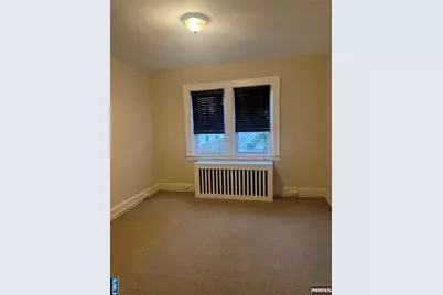 100 S Washington Avenue 3 #3, Bergenfield, NJ 07621 - Photo 7