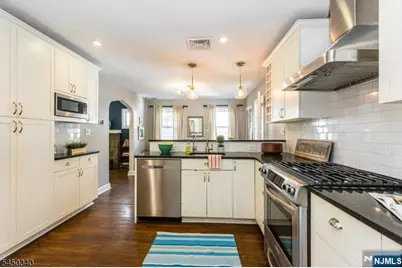 195 Stonehouse Road, Bloomfield, NJ 07028 - Photo 15