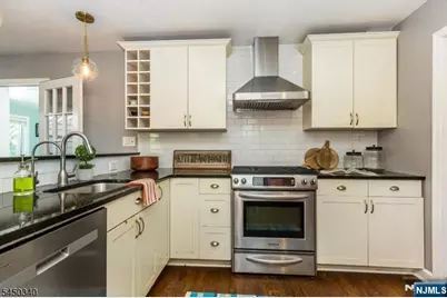 195 Stonehouse Road, Bloomfield, NJ 07028 - Photo 13