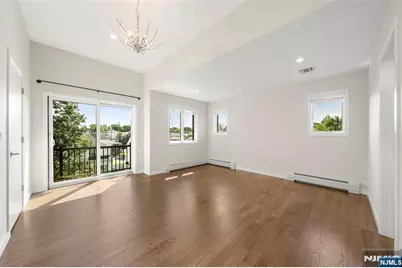 506 Westview Avenue, Cliffside Park, NJ 07010 - Photo 15