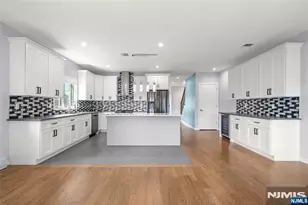 506 Westview Ave, Cliffside Park, NJ 07010 - Photo 11