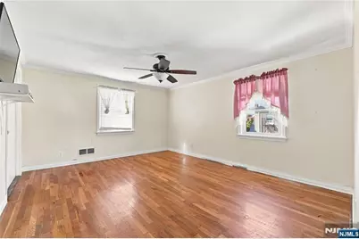 18 Memphis Avenue, Belleville, NJ 07109 - Photo 11
