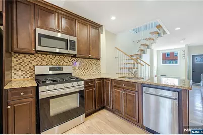 1109 61st Street 101 #101, North Bergen, NJ 07047 - Photo 7