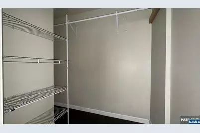 109 Lee Avenue 2nd Floor #2nd floor, Haledon, NJ 07508 - Photo 9