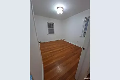 596 Broad Avenue, Leonia, NJ 07605 - Photo 9